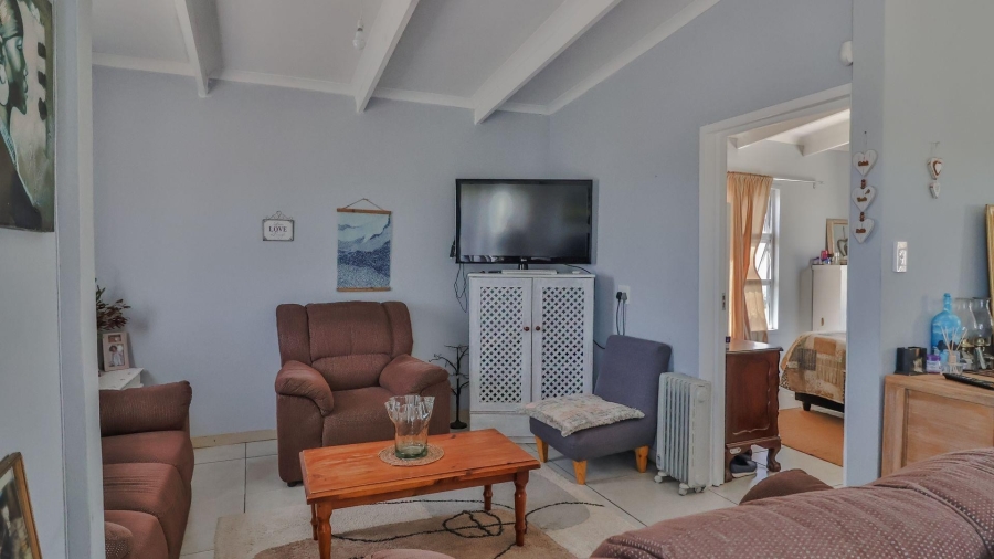 4 Bedroom Property for Sale in De Kelders Western Cape